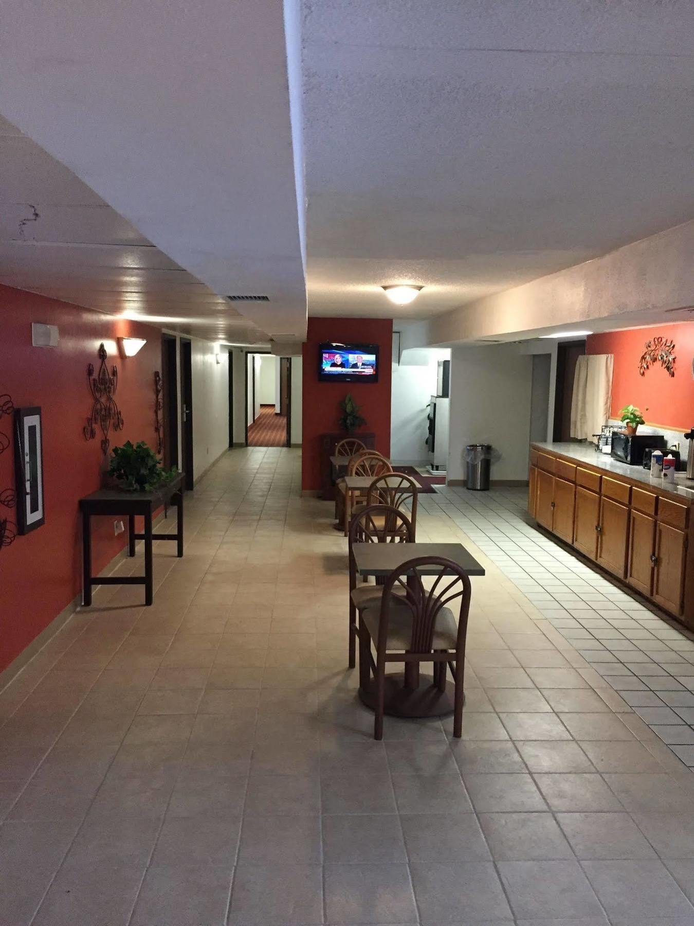 Luxury Inn & Suites Lincoln Exterior foto